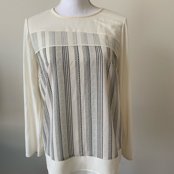 Elegant Cream and Black Striped Women's Top - Picture 1 of 4